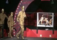 Tanssivat ihmisrobotit