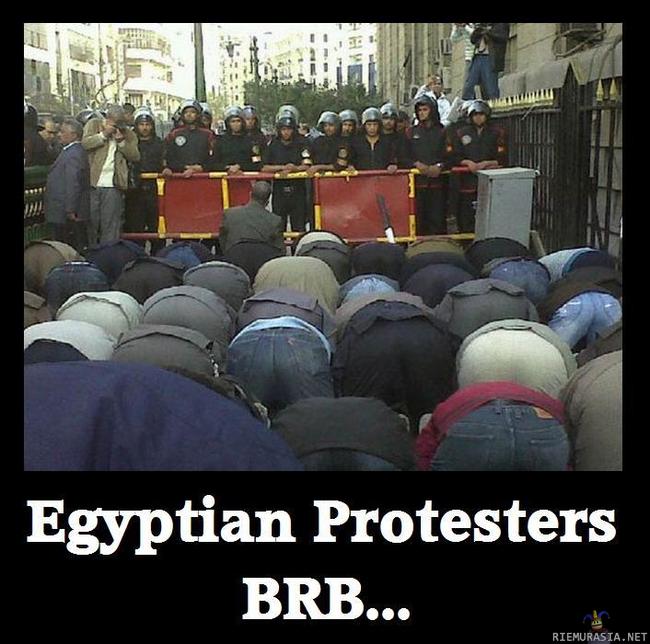 Egyptian Protesters - BRB