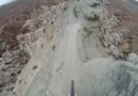 down hill pyörälyä vuoristossa