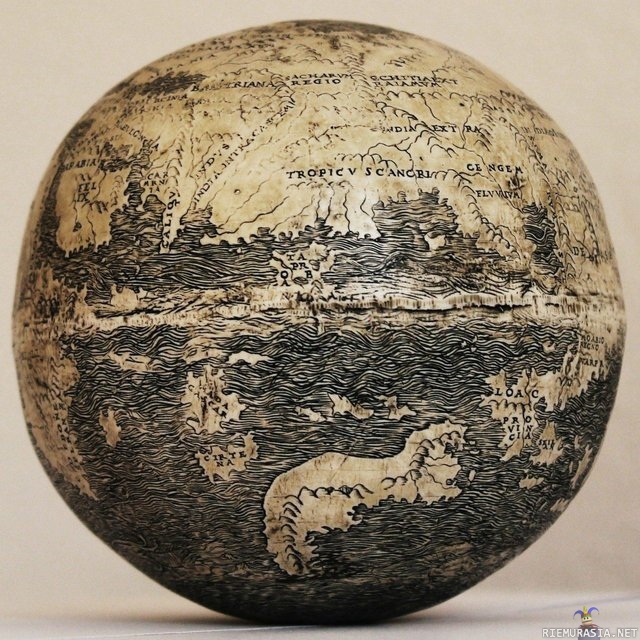 Maailman vanhin karttapallo  - 1500-luvulta, kaiverrettu strutsin munaan 