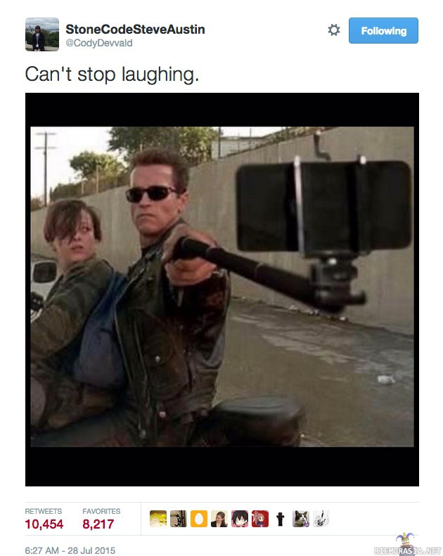 Terminator 2: selfie day