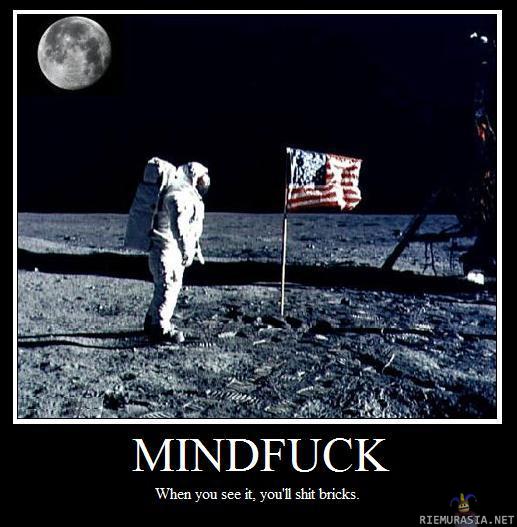 Mindfuck in Moon - Ainakin kaksi löytyy.