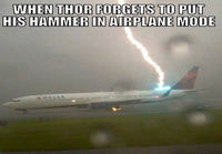 Thor unohti laittaa Mjölnirin lentokonemoodiin