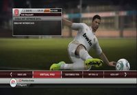 KSIOlajidebt muokkaa FIFA 12:ssa hahmoa