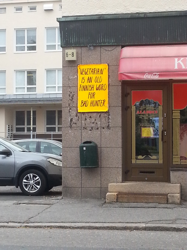 Kebab ravintola mainostaa - Muinoin veganismi ei ollut vaihtoehto. Erään kemiläisen yrittäjän mukaan.
