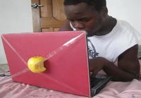 Apple Macbook?