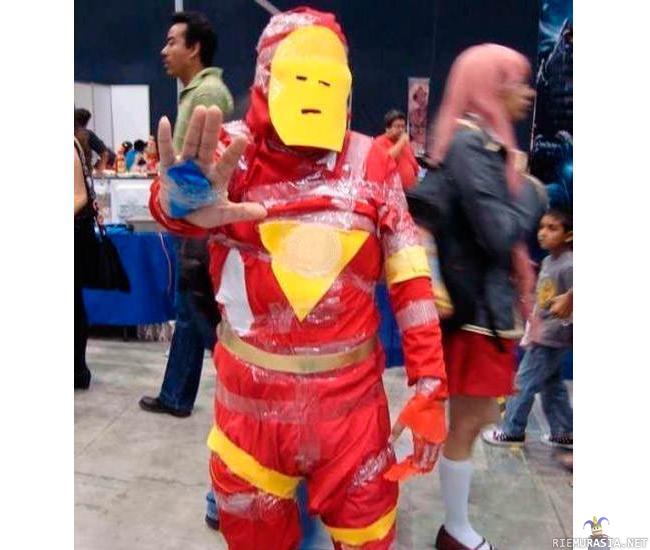 Iron Man cosplay - Close enough