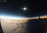 Auringonpimennys lentokoneesta katottuna