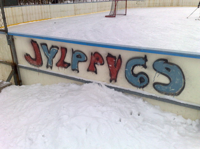 Jylppy perhana!!! - Kiinni jäit