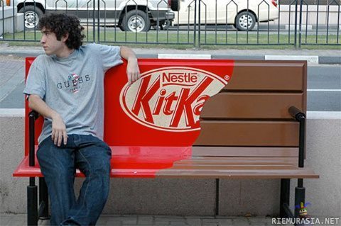 Kekseliäs mainos - Niin että Kitkat.