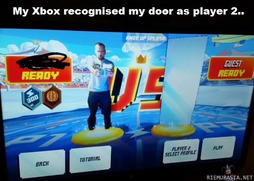 Xbox tunnisti oven toiseksi pelaajaksi. - Kumpikohan voitti?