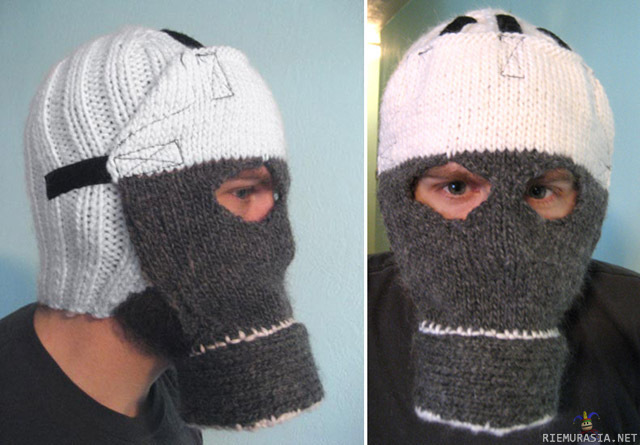 Knitted gas mask - Ens talveksi kyllä pakko hankinta :D