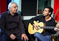 Serj Tankian laulaa isänsä kanssa Armenialaisen laulun