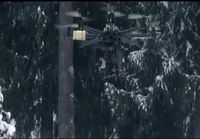 Quadrocopterilla lentelyä talvisessa metsässä