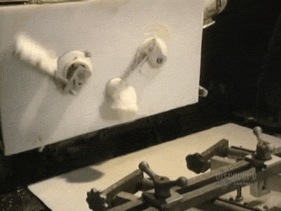Vaahtokarkkisilppuri - Kone, joka leikkaa vaahtokarkkeja