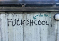 Koulu graffiti