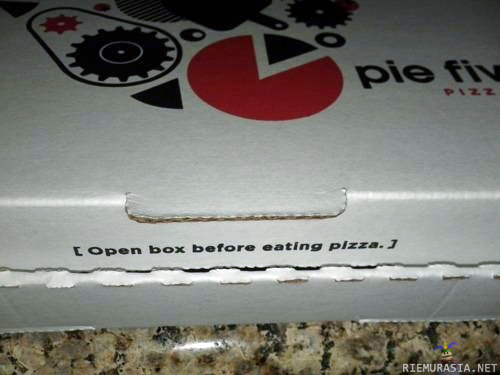 Pizzalaatikossa ohjeet - Tyhmät jenkit tarvii ohjeet pizzalaatikkoon...