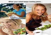 salaatti kertoo hauskoja vitsejä