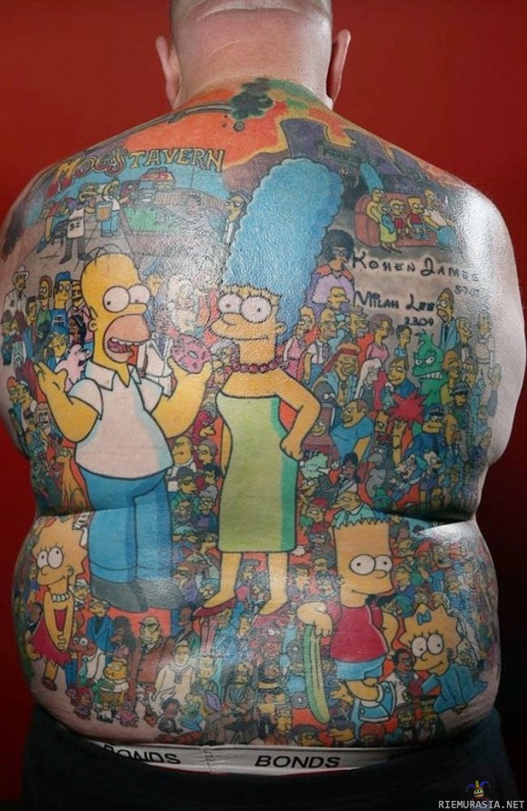 Simpsonit-tatuointi